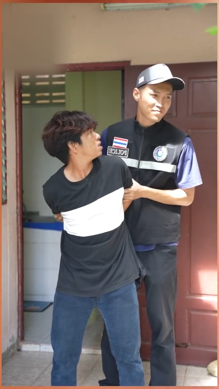 M2512012 องๆน กศ กษาผ หญ งควรด คล ปน part2